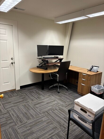 More Photos Of 1482 Commerce Dr, Laramie Light Manufacturing For Lease