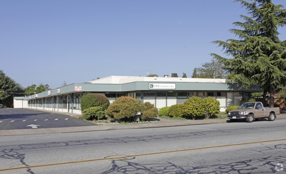 More Photos Of 8505 Church St, Gilroy Light Distribution For Lease
