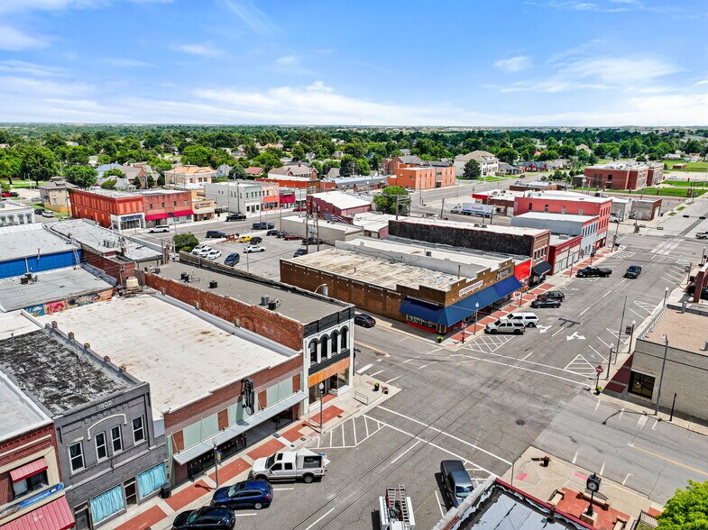 More Photos Of 121 S Bickford Ave, El Reno Storefront For Lease