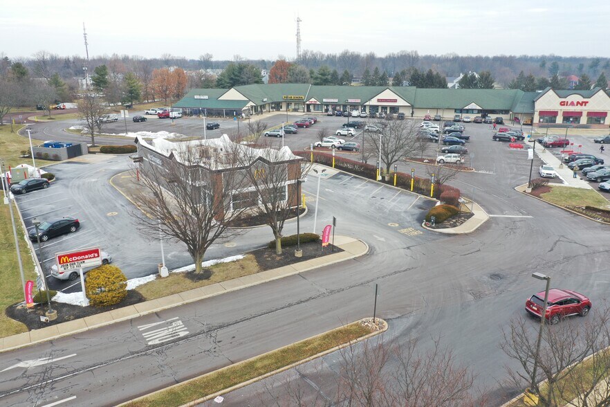More Photos Of 5831-5855 Easton Rd, Plumsteadville Unknown For Lease