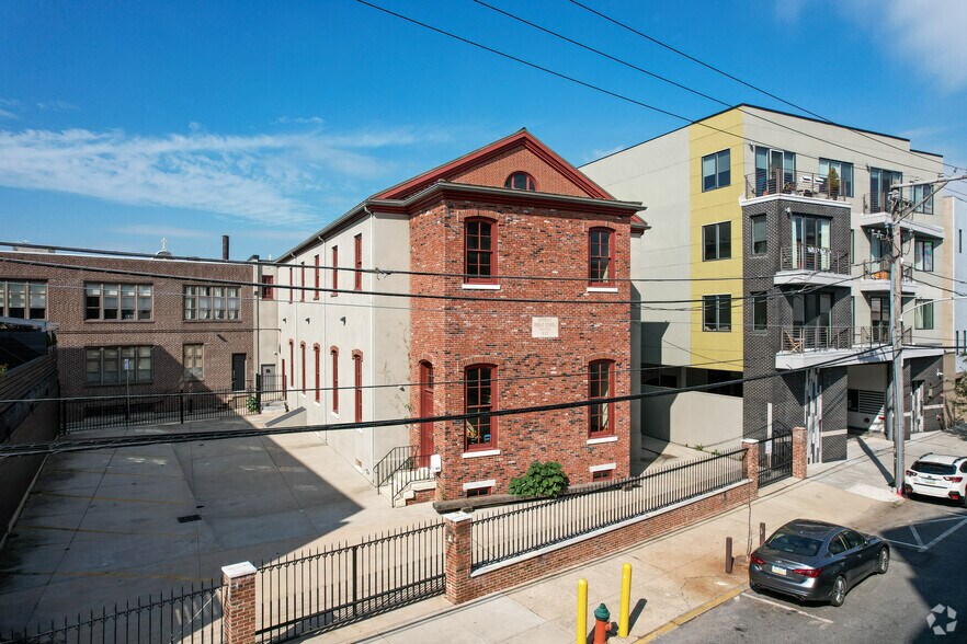 More Photos Of 808-818 N 3rd St, Philadelphia Loft Creative Space For Lease