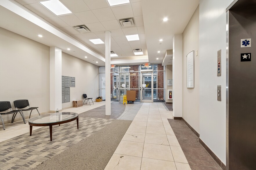 More Photos Of 25 Marston St, Lawrence Medical For Sale