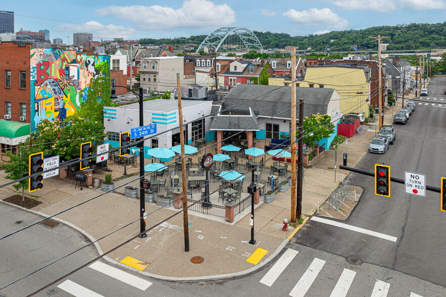 Primary Photo Of 2339 E Carson St, Pittsburgh Restaurant For Lease