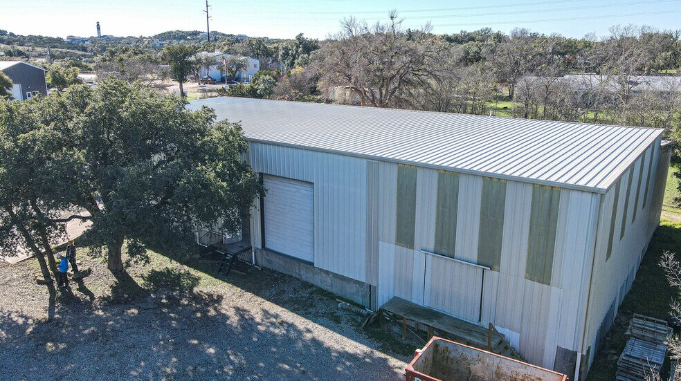 More Photos Of 5206 Beacon Dr, Austin Warehouse For Sale