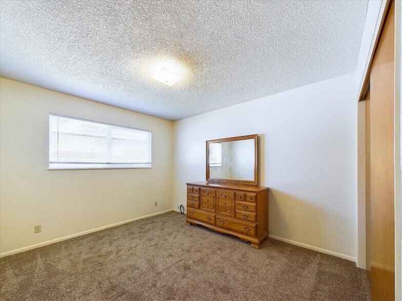 More Photos Of 3002-3016 Smith Ln, Fortuna Apartments For Sale