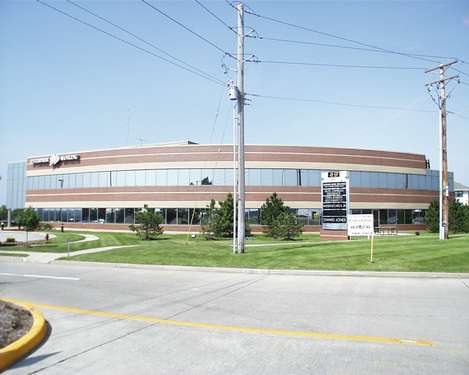 More Photos Of 300 St. Peters Centre Blvd, Saint Peters Office For Lease