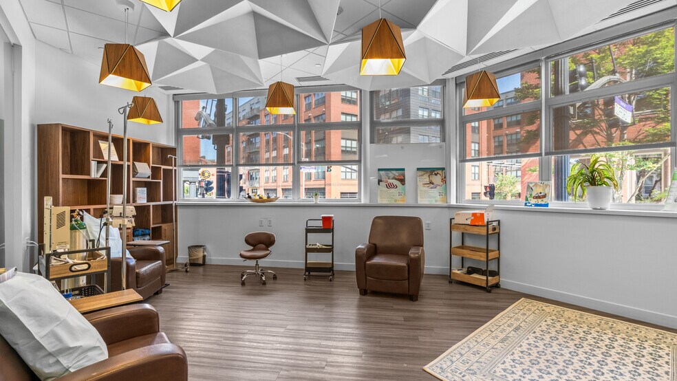 More Photos Of 111 Chestnut St, Providence Office For Lease