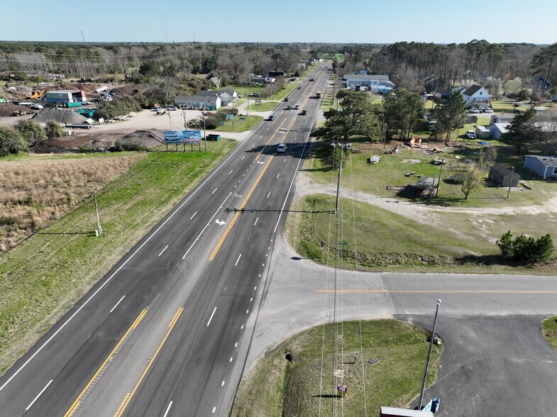 More Photos Of 112 N River Dr, Jarvisburg Hotel For Sale