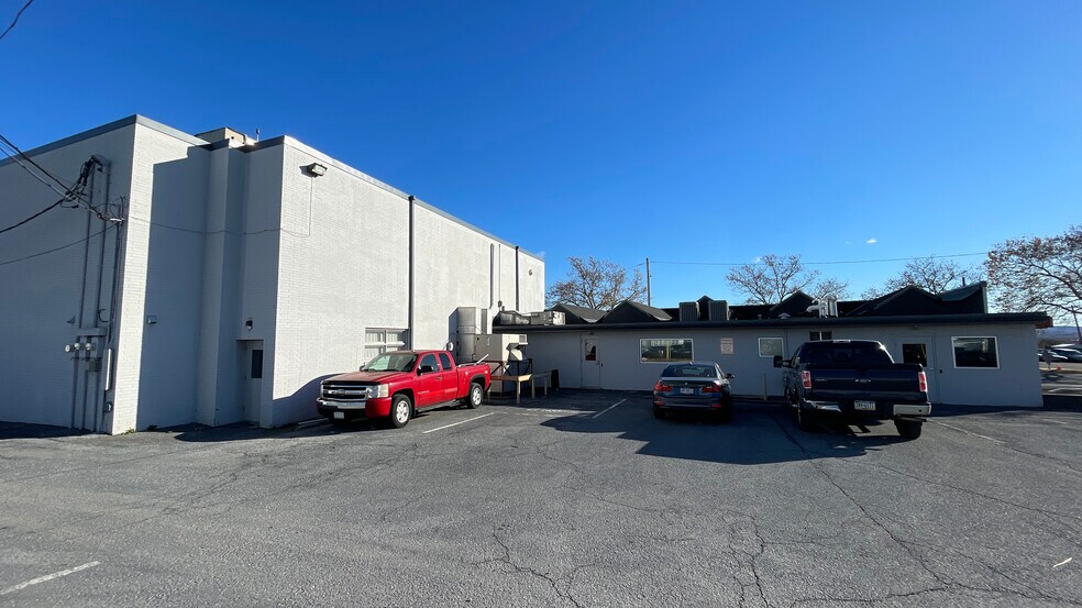 More Photos Of 667 Union Blvd, Allentown Medical For Lease