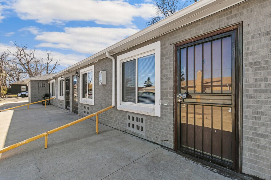 More Photos Of 1467 Joliet St, Aurora Apartments For Sale