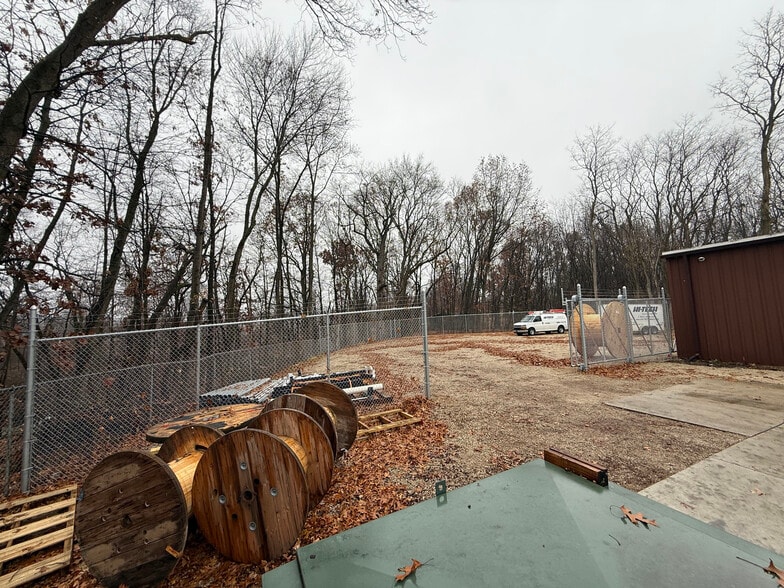 More Photos Of 862 Lenox Ave, Portage Manufacturing For Sale