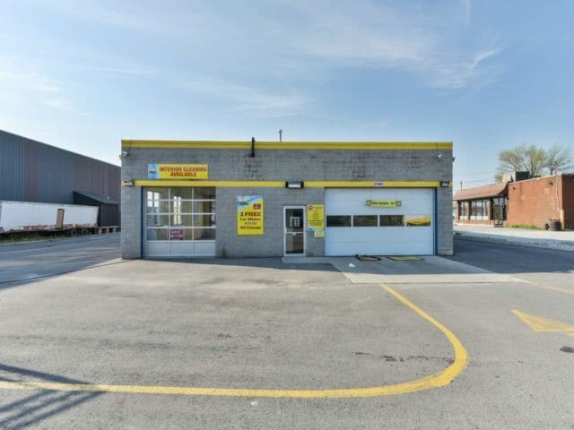 More Photos Of 355 Rexdale Blvd, Toronto Auto Repair For Sale