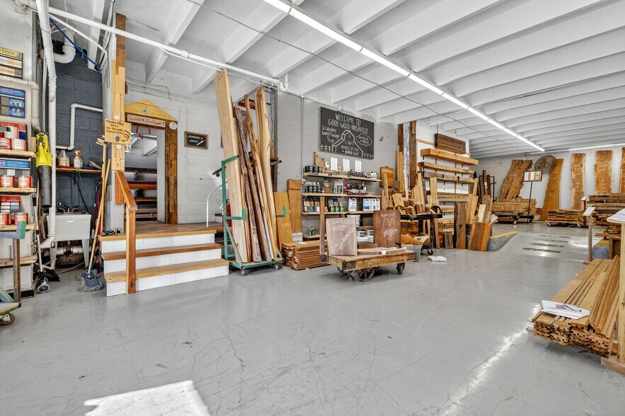 More Photos Of 1305-1311 Dickerson Pike, Nashville Freestanding For Lease