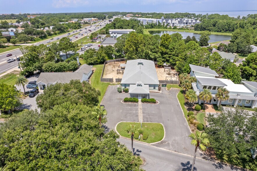 More Photos Of 45 South Shore Dr, Miramar Beach Storefront Retail Office For Sale