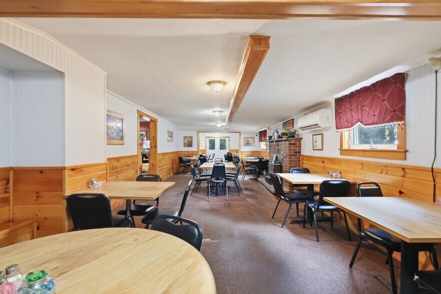 More Photos Of 225 Owego Turnpike, Waymart Specialty For Sale