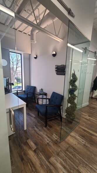 More Photos Of 2045 Astor Crt, Tecumseh Manufacturing For Lease