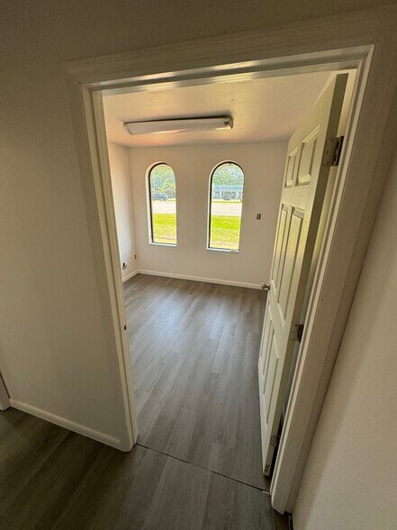 More Photos Of 2528-2530 Us-1, Saint Augustine Loft Creative Space For Lease