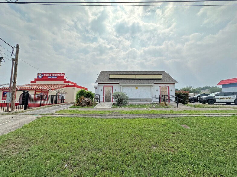 Primary Photo Of 11430 Perrin Beitel Rd, San Antonio Freestanding For Lease