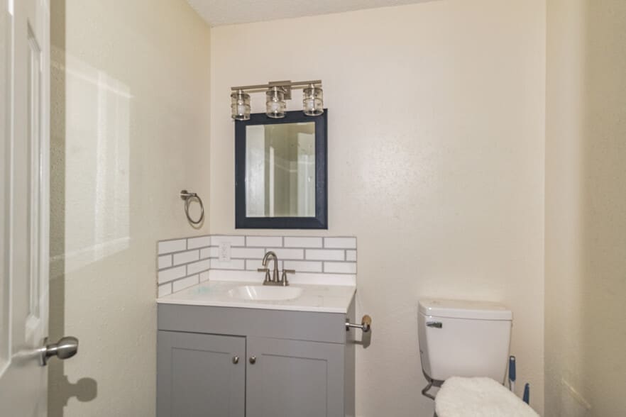 More Photos Of 117 Cedarwood Dr, Lebanon Apartments For Sale