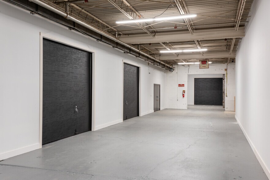 More Photos Of 1 Taconic Pl, Chatham Light Manufacturing For Lease