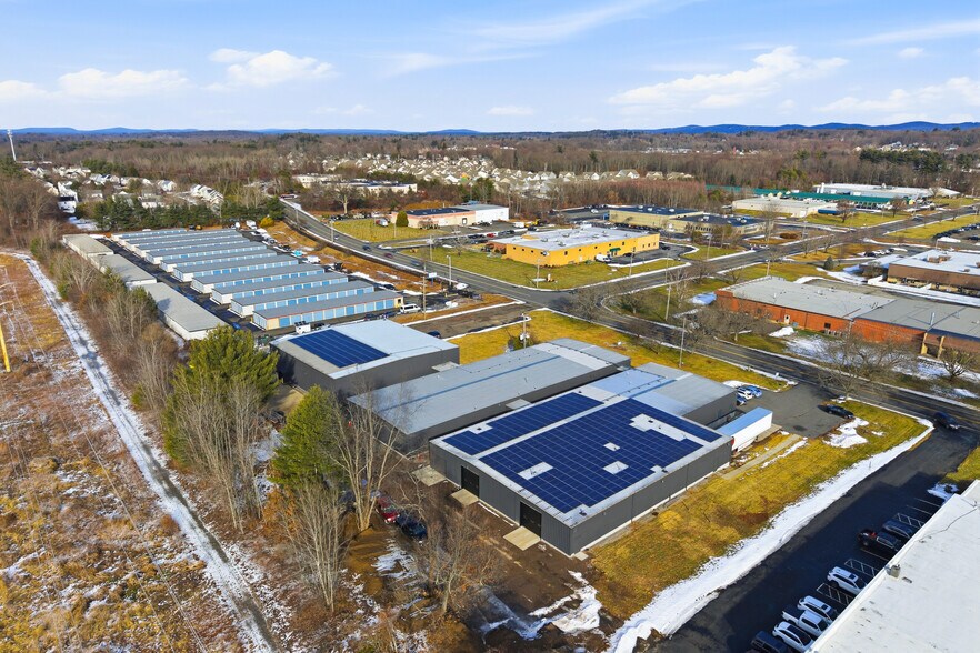 More Photos Of 198-202 Benton Dr, East Longmeadow Warehouse For Lease