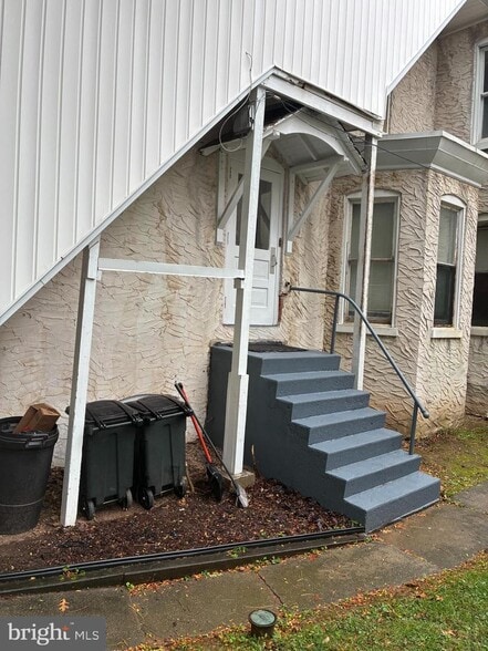 More Photos Of 24 Philadelphia Ave, Shillington Apartments For Sale