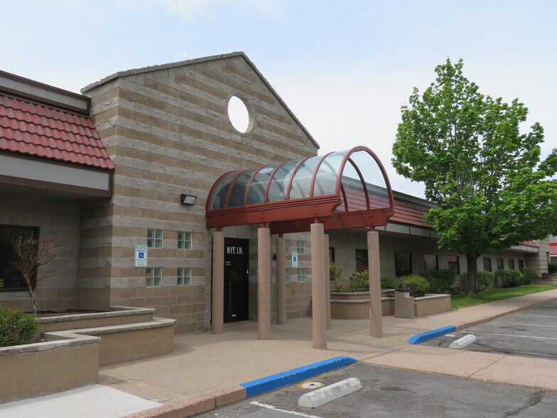Primary Photo Of 123 W Nye Ln, Carson City Medical For Lease