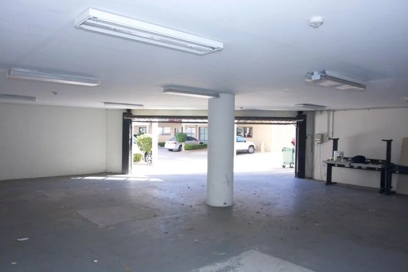 More Photos Of 36 O'Riordan St, Alexandria Office For Lease