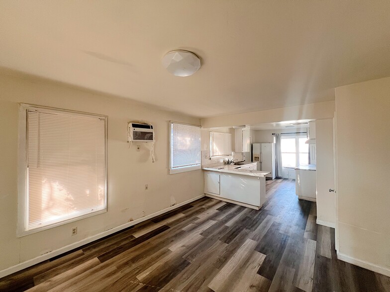 More Photos Of 921 Rivera Dr, Sacramento Apartments For Sale