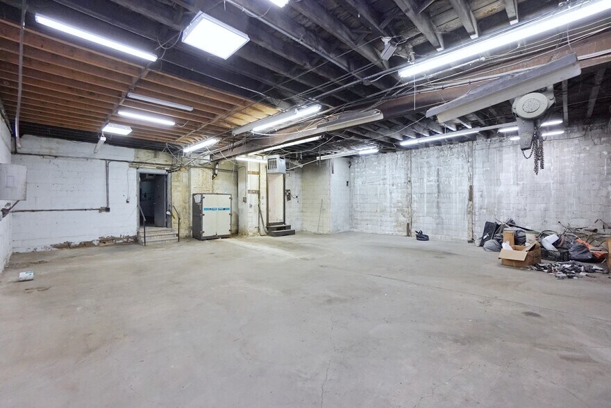 More Photos Of 1227 60th St, Brooklyn Warehouse For Sale