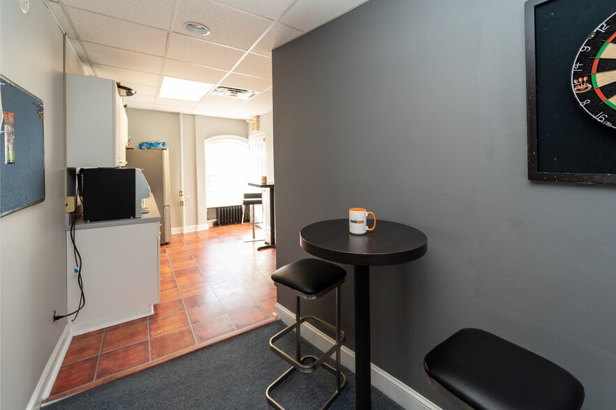 More Photos Of 24 Veterans Sq, Media Coworking Space