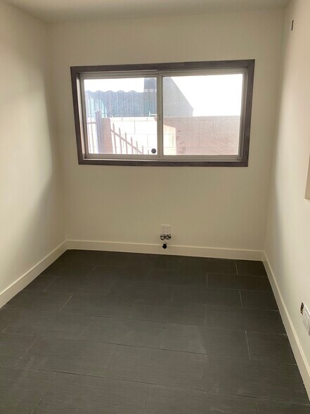 More Photos Of 9561 Van Nuys Blvd, Panorama City Medical For Lease