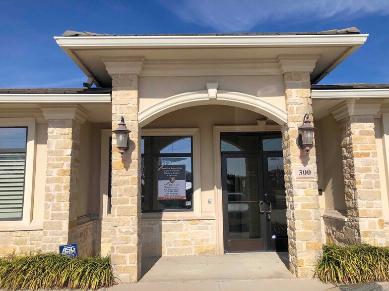 More Photos Of 6513 Preston Rd, Plano Office For Sale