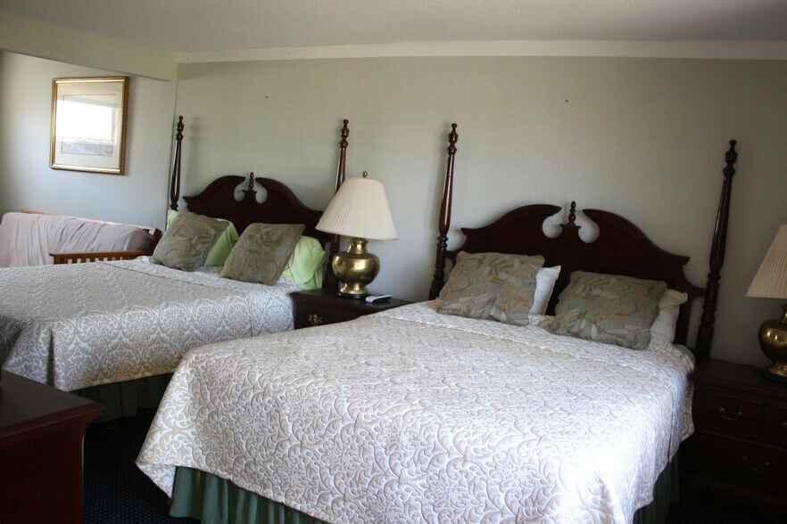 More Photos Of 706 Shore Rd, North Truro Apartments For Sale