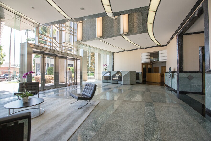 More Photos Of 11400 W Olympic Blvd, Los Angeles Office For Lease