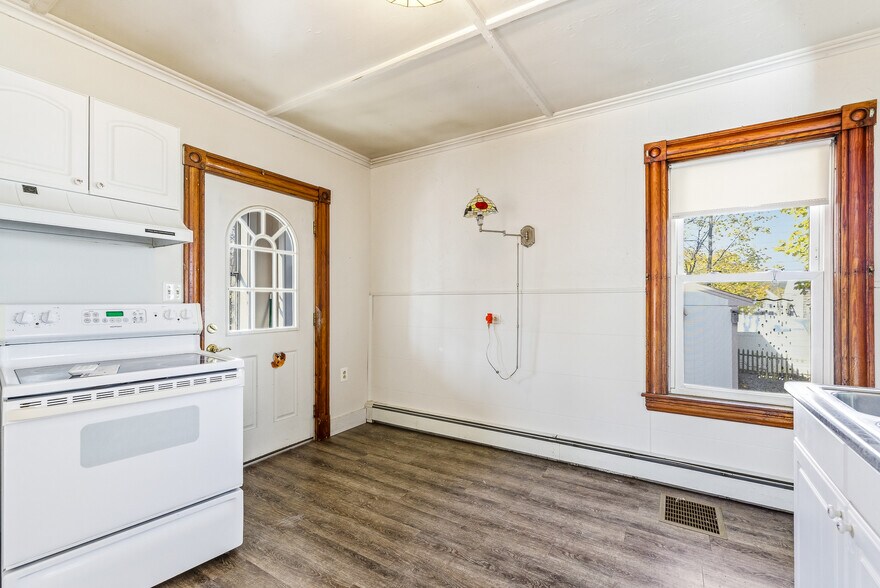 More Photos Of 51 Chestnut St, Rochester Apartments For Sale