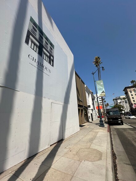 More Photos Of 9549-9551 Wilshire Blvd, Beverly Hills Storefront Retail Office For Lease