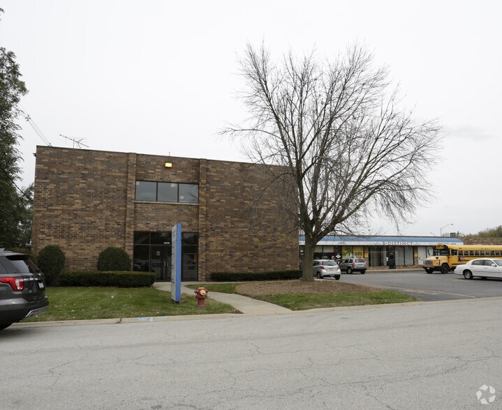 More Photos Of 14150-14170 S Cicero Ave, Crestwood Unknown For Lease