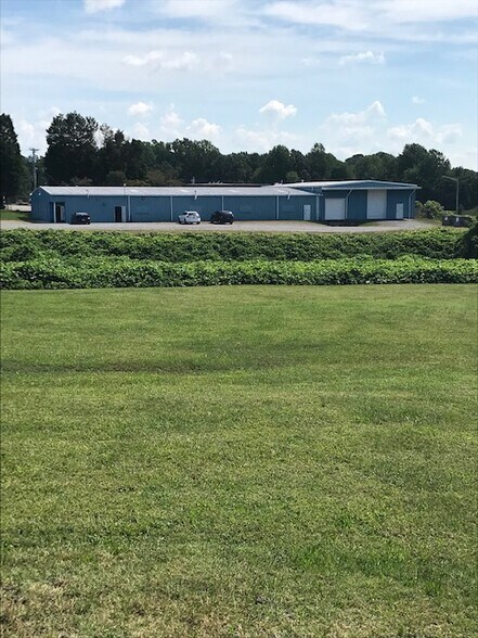 Primary Photo Of 444 Drake St, Statesville Warehouse For Lease
