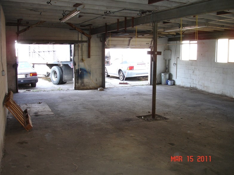 More Photos Of 900 E Little Creek Rd, Norfolk Garden Center For Lease