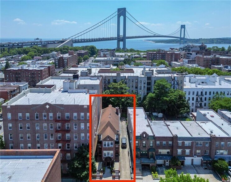 More Photos Of 364 97th St, Brooklyn Office Residential For Lease