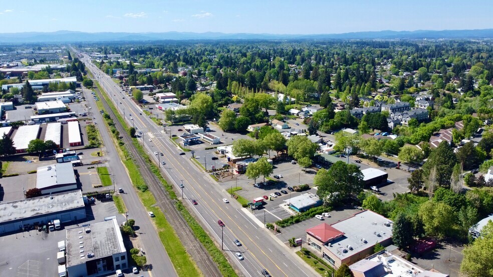 More Photos Of 18955 SW Tualatin Valley Hwy, Beaverton Freestanding For Sale