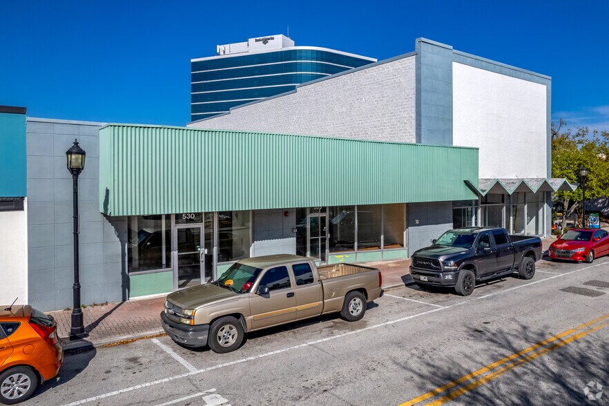 More Photos Of 522-530 13th St W, Bradenton Freestanding For Sale
