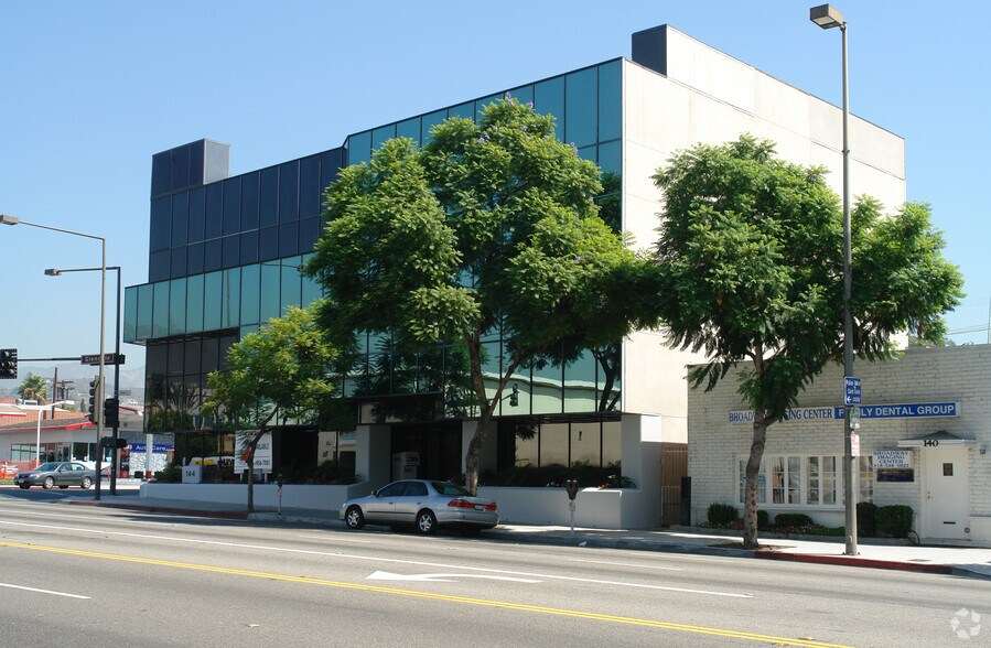 More Photos Of 144 N Glendale Ave, Glendale Office For Lease