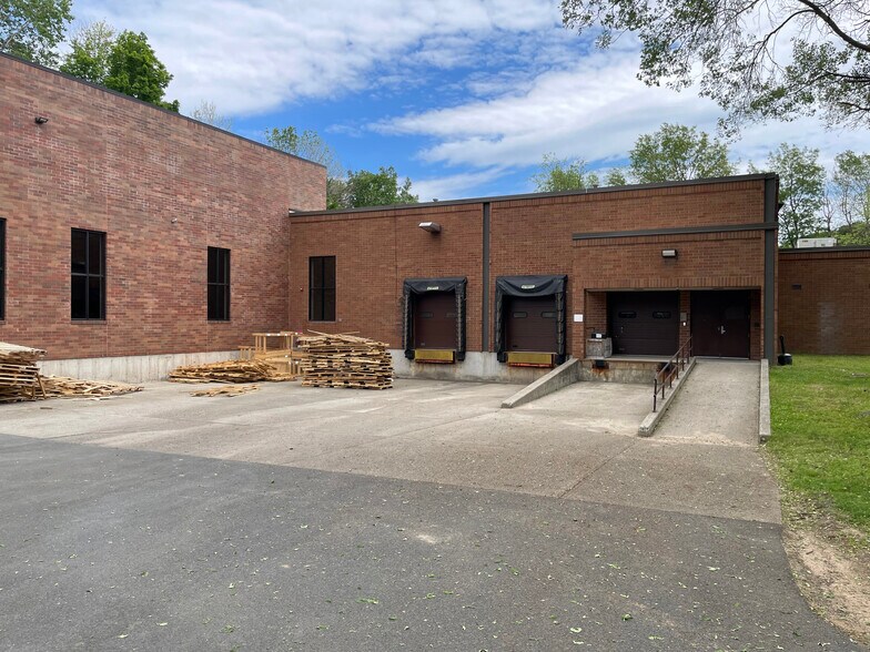 More Photos Of 2392 Route 9, Mechanicville Distribution For Lease