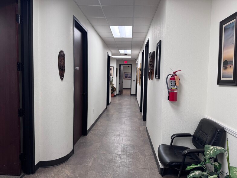 More Photos Of 2200 George Dieter Dr, El Paso Healthcare For Sale