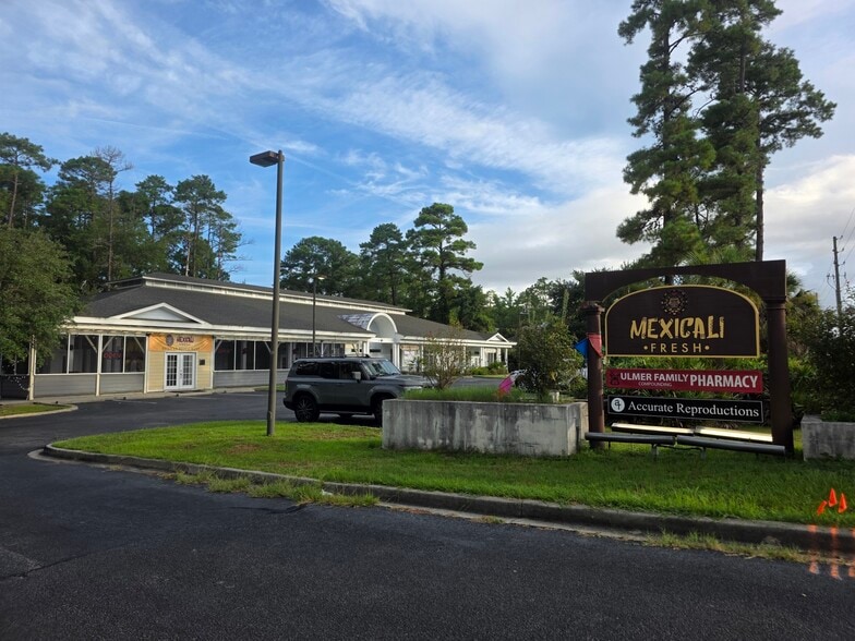 Primary Photo Of 68 Bluffton Rd, Bluffton Unknown For Lease