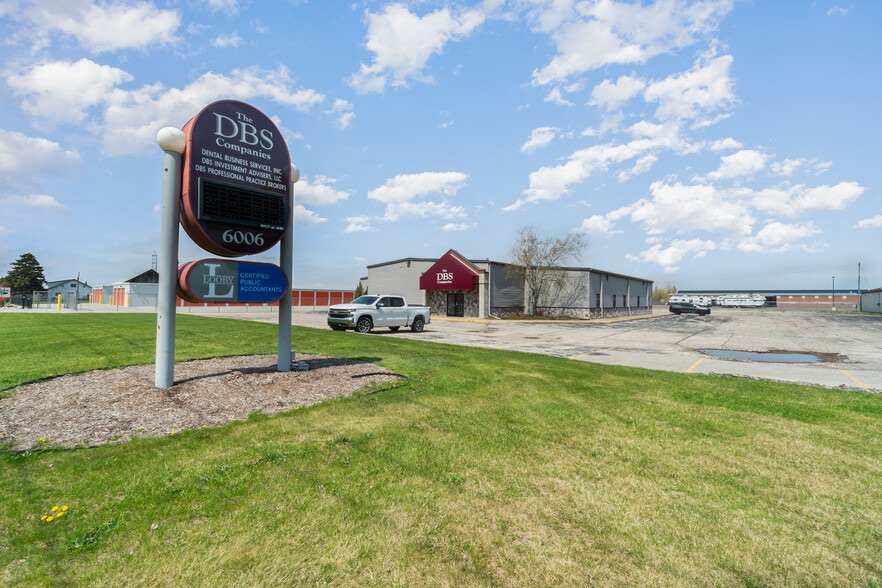 More Photos Of 6006 Westside Saginaw Rd, Bay City Office For Sale