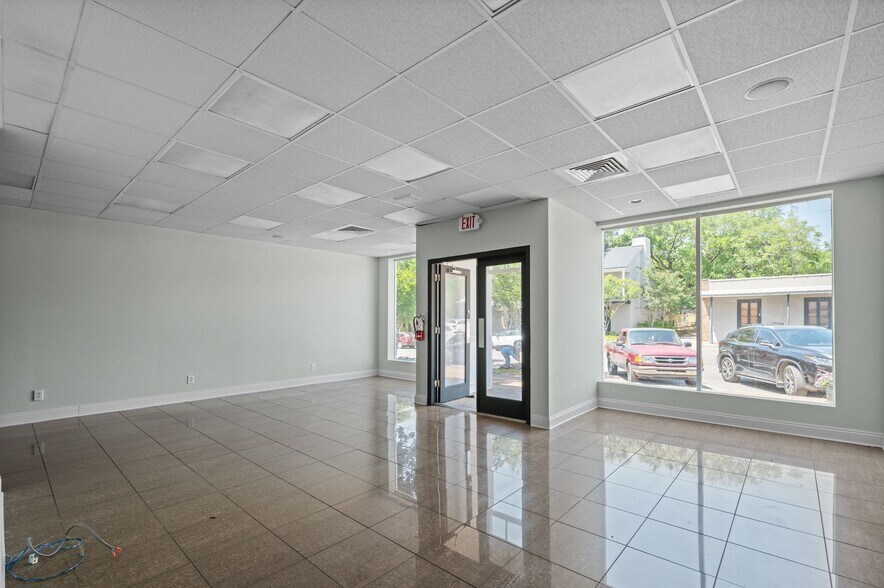 More Photos Of 212 Fairhope Ave, Fairhope Storefront For Sale