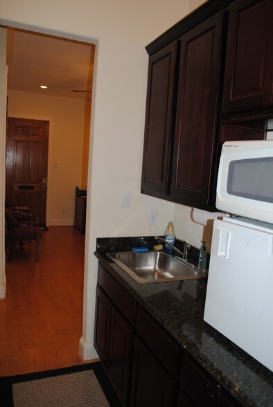 More Photos Of 12824 Willow Centre Dr, Houston Medical For Sale